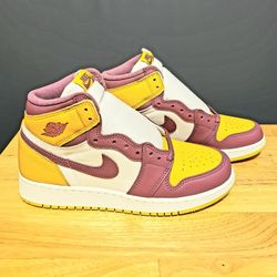 6.5Y - Air Jordan 1 Brotherhood,  555088-706,  University Gold/Light Bordeaux-White
