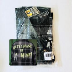 Cakeworthy Beetlejuice Dolores Flannel Unisex Size XXL