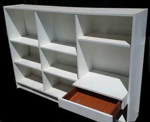 Shelves, Shelf units (2: tall, short)