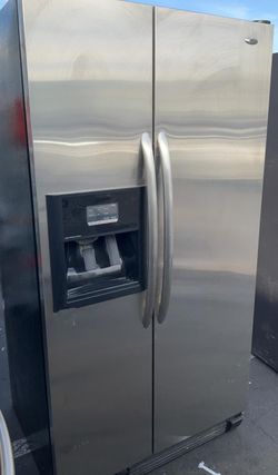 Amana Side-by-Side Stainless Steel Refrigerator
