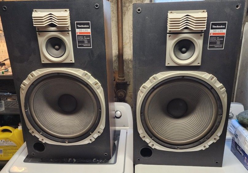 For Sale: Technics SB-L95 Vintage 3-Way Floor Speakers - Great Condition