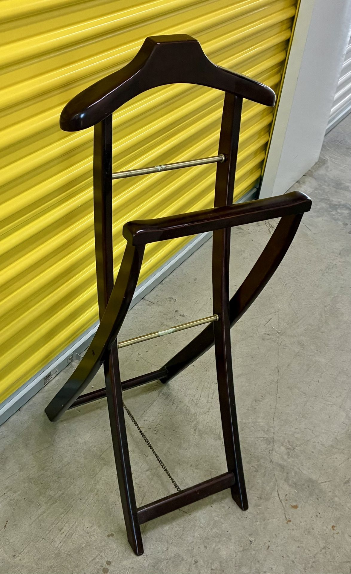 Wood Valet Stand