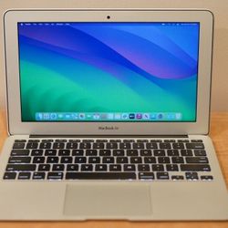 YEAR END SALE Apple MacBook Air 11”  laptop  Core i5 4GB Ram Warranty Included