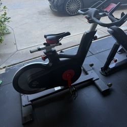 Life Fitness- Fitness bike 