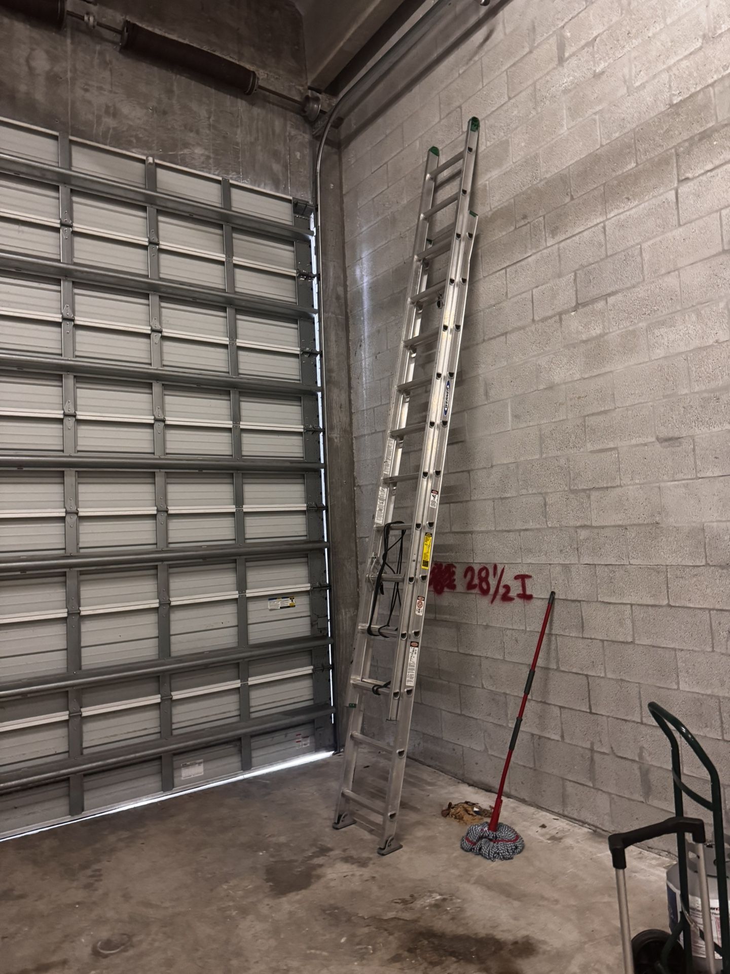 28 Ft Werner Ladder