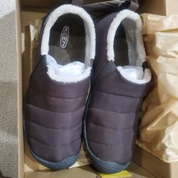 Never Worn Keen Howser II Size 8 Men's 