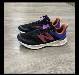 New Balance Running Sneakers Womens Size 9.5 - 10 Shoes Dynasoft Nitrel v4