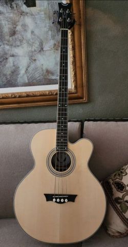 DEAN ACOUSTIC GUITAR BASS