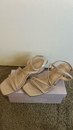 nude/pat Small Heels