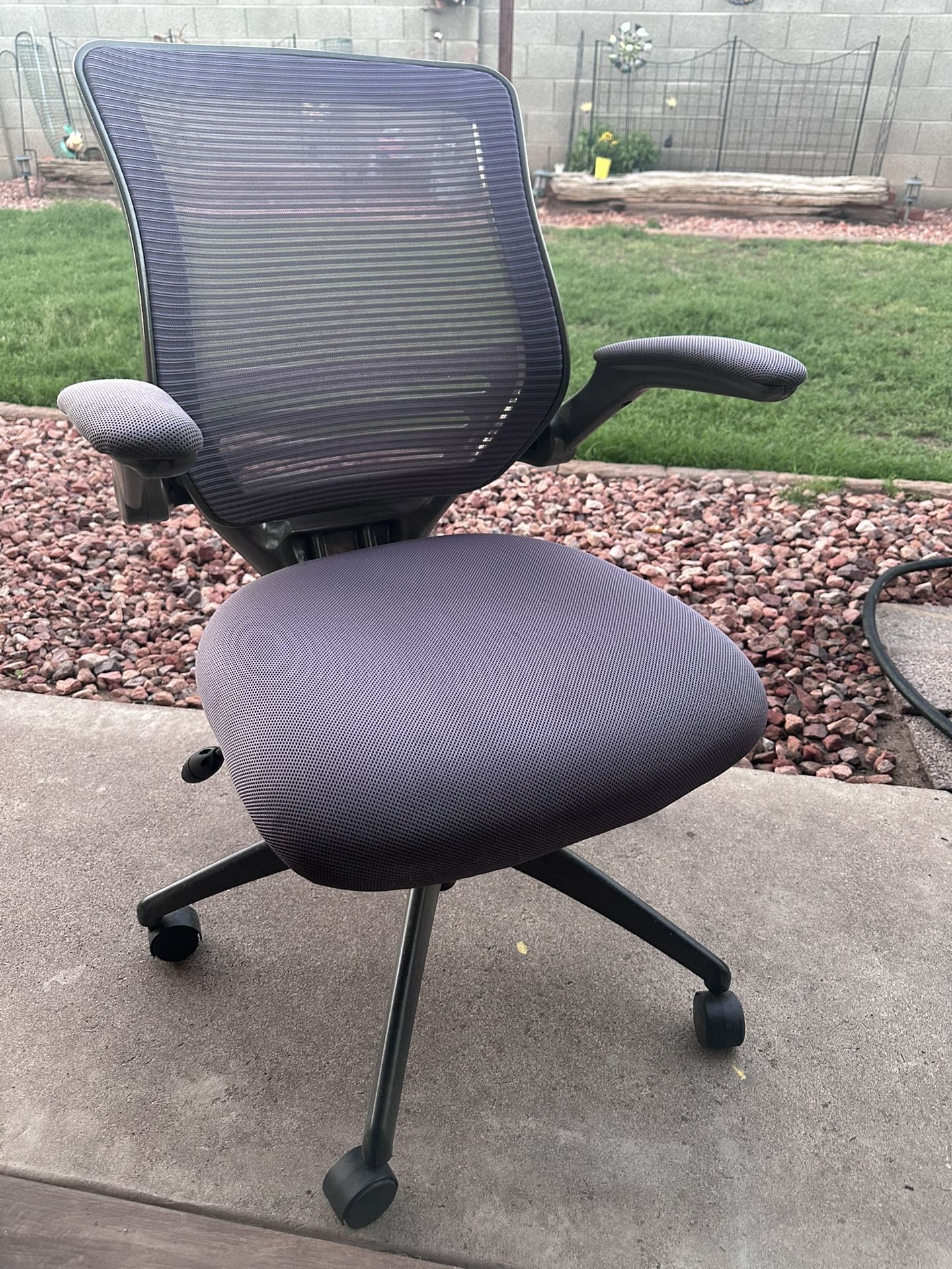 Office chairs - Fabric/mesh