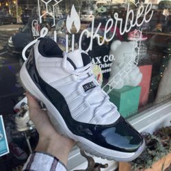Jordan 11 Low “Emerald Concord”