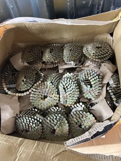 Hardwood Flooring Staples 2”and Roofing Nails Dewalt Description In Pictures 