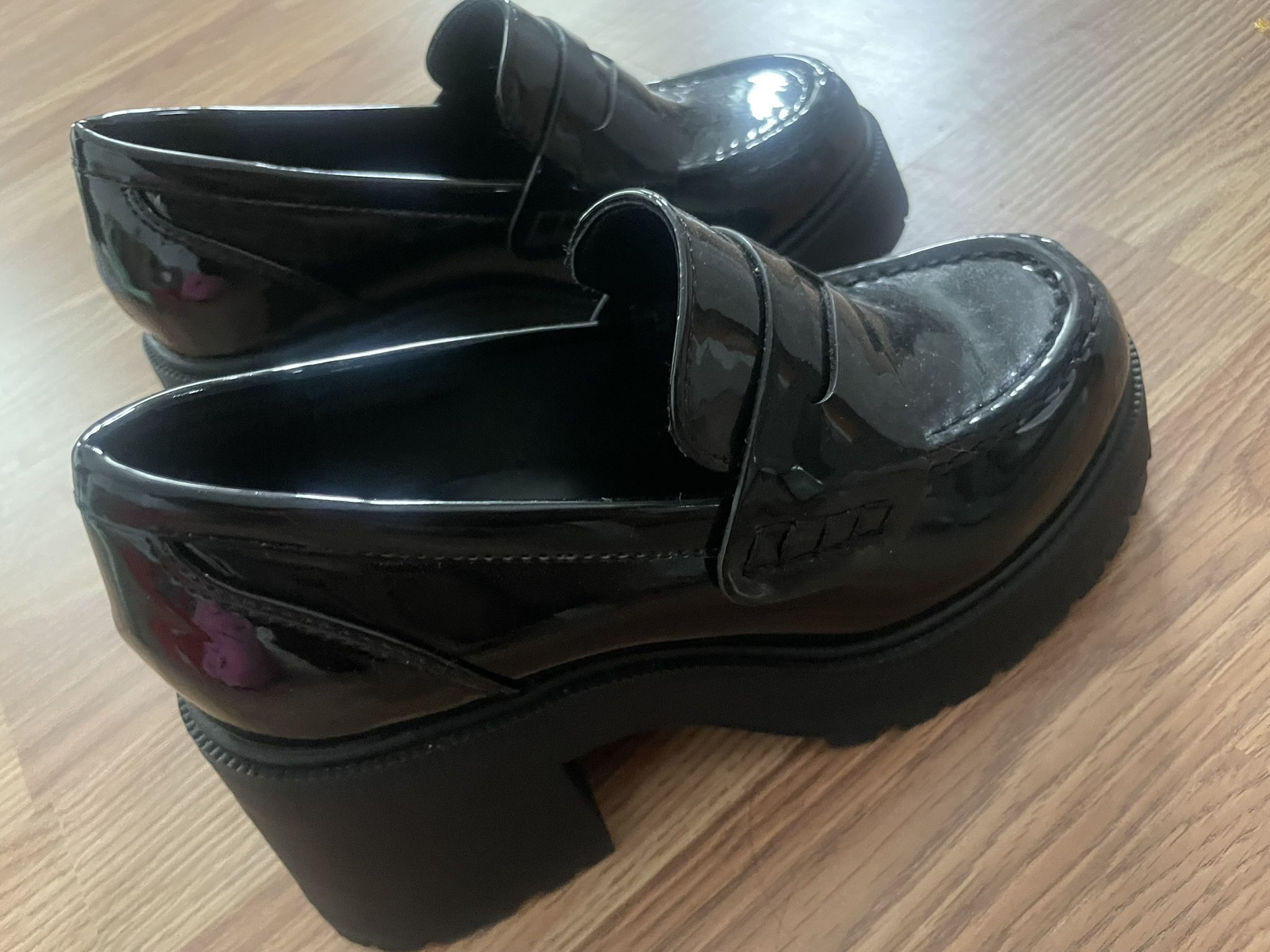 BLACK PLATFORM LOAFERS