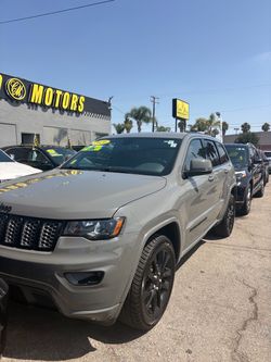🩶 2020 Jeep Cherokee Altitude