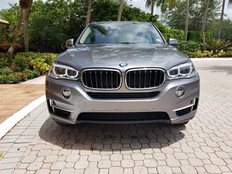 2015 BMW X5 ONLY 17,000 MILES!