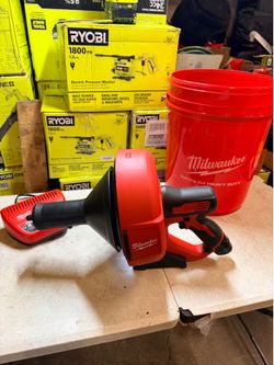 Milwaukee M12 12-V Cordless Drain Snake Auger W/ (1) 1.5Ah Battery, 5/16 in. x 25 ft. Ca NEW $225