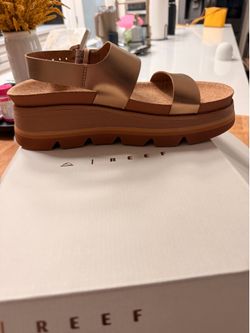 Size 9 vista luxe liah reef sandal