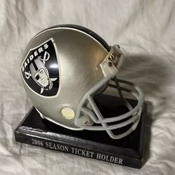 OAKLAND RAIDERS Season Ticket Holder Mini-Helmet 2006 Las Vegas