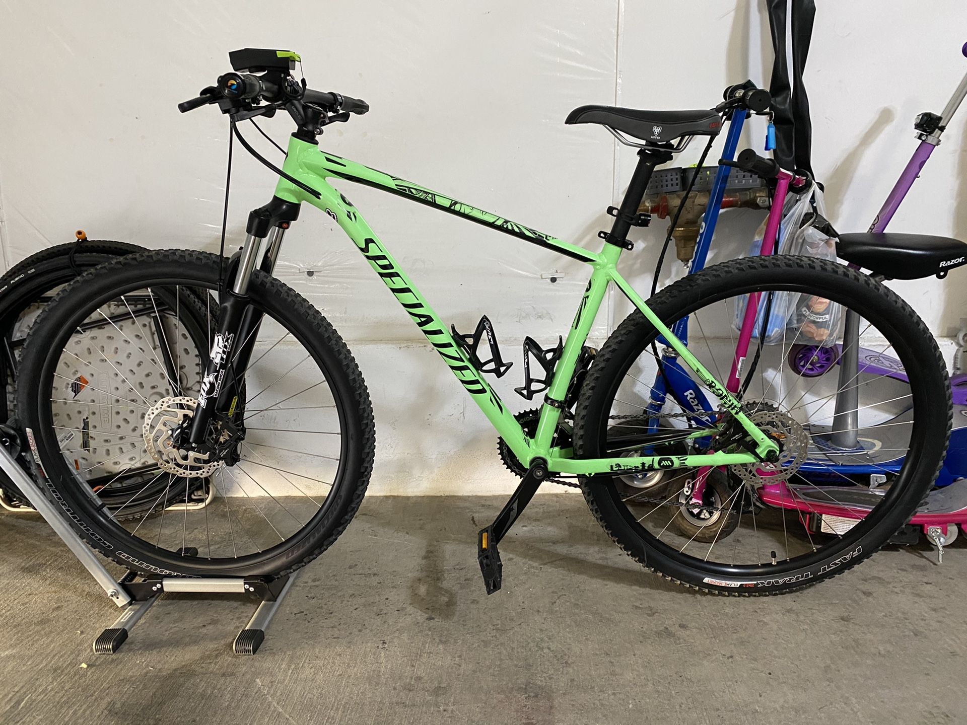 SPECIALIZED ROCKHOPPER 29er