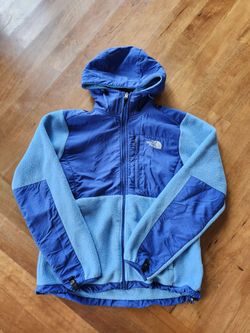 The North Face Women Fleece jacket Size Medium $30
