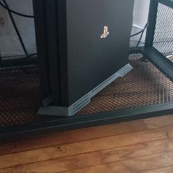 PS4 Pro 