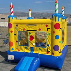 Like New JJumper Jumpp Housee 13x13 Motor Included Like New 