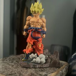 Goku Statue