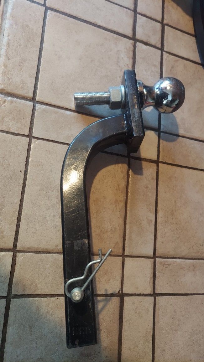 1 1/4" Receiver 2" Ball $10.00 Firm