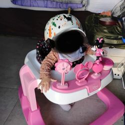 Minnie Mouse Walker