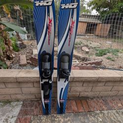 THQ Xtra 64" Water Skis