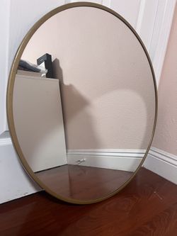 Round Gold Mirror
