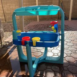 Foldable Water Table