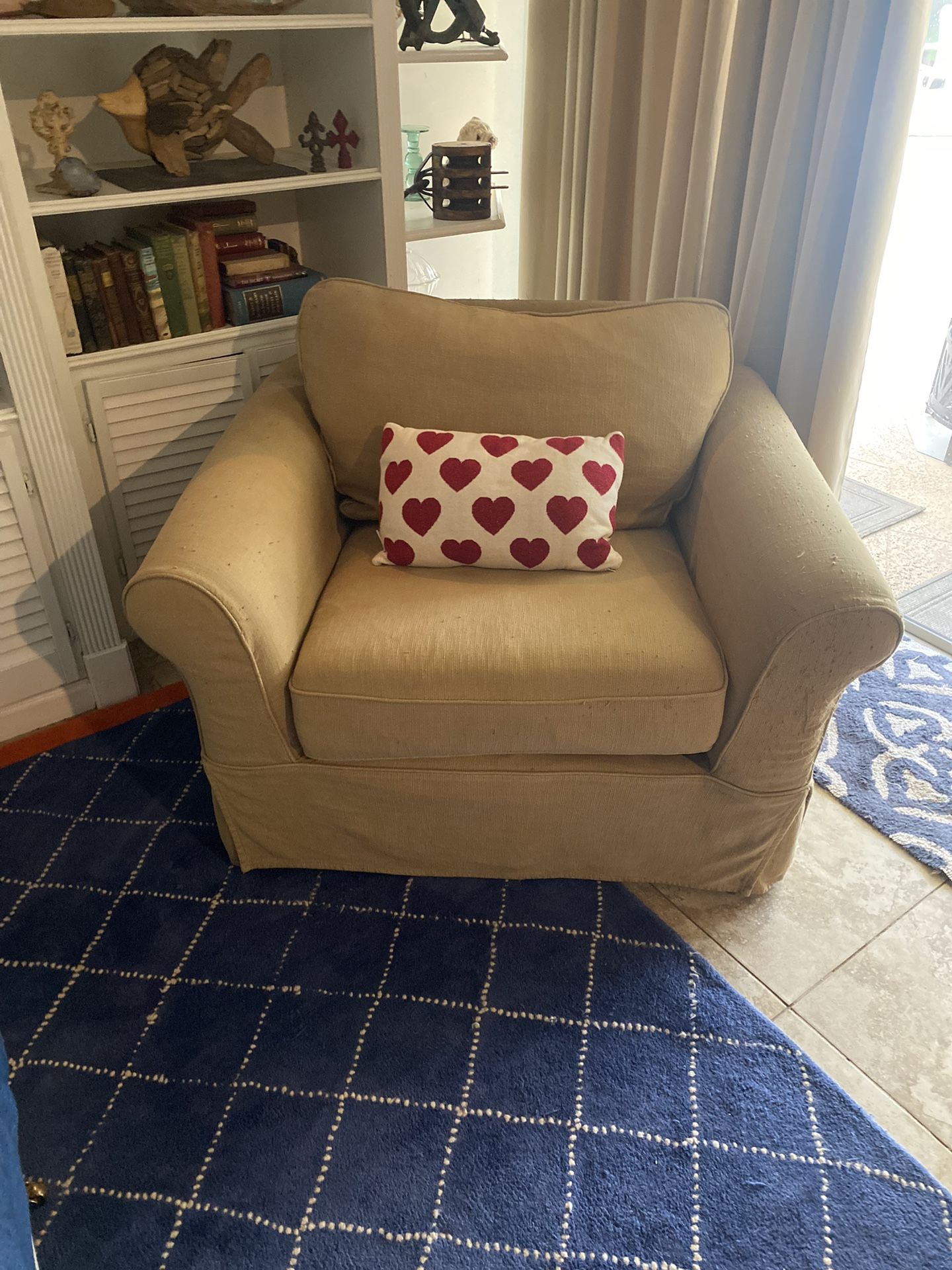 Pottery Barn Chair & A Half Beige Washable Slipcover Need Gone Today!