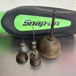 Set Of 5 Vintage Thumb Pump Oil Cans
