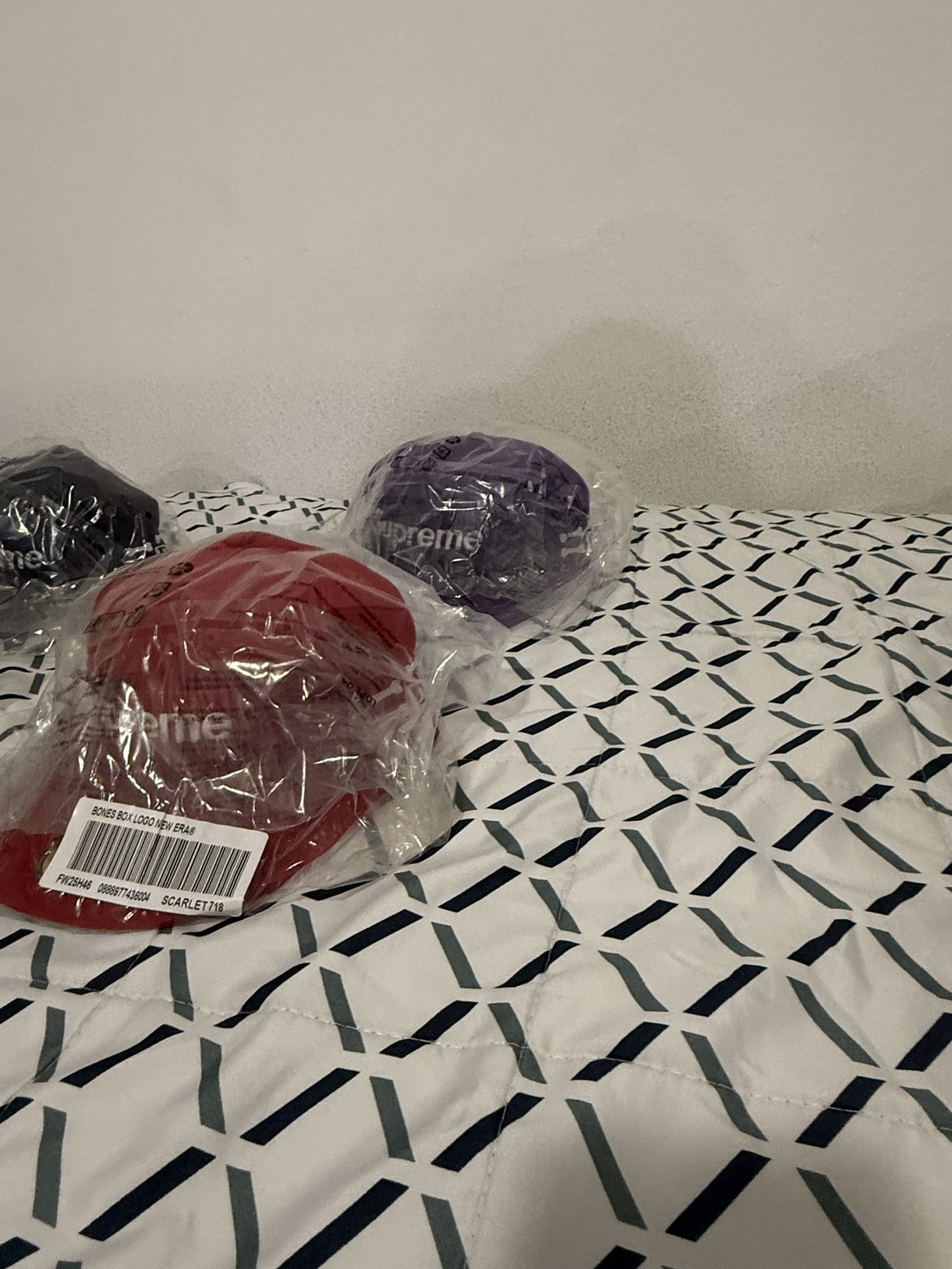 Bones Box Logo New Era® Style: Navy Size: 7 1/8