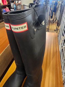 Hunter Women's Original Tall Rain Rubber Boots, Size US 9, Matte Black