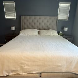 King size bedroom Set