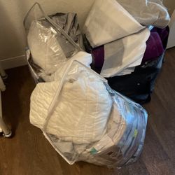 Bed Covers, Blankets, Pillow Cases