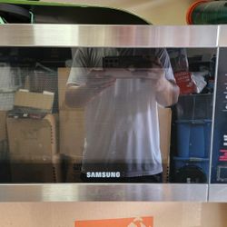 Samsung 1.9 cu. ft. Microwave Stainless Steel