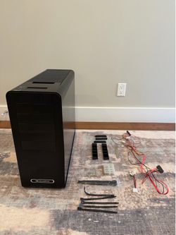 SilverStone Fortress FT02 (FT02B) PC Case - 90-Degree Airflow - Clean/Complete