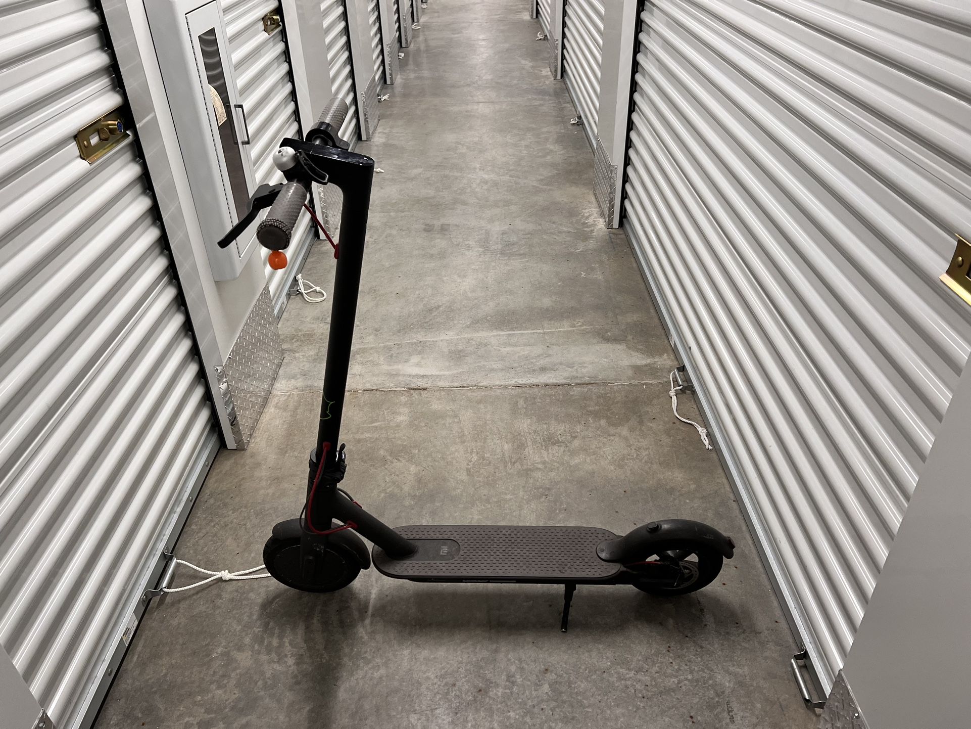 Electric scooter