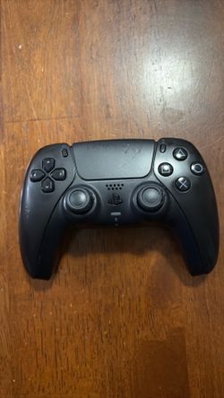 PlayStation 5 controller