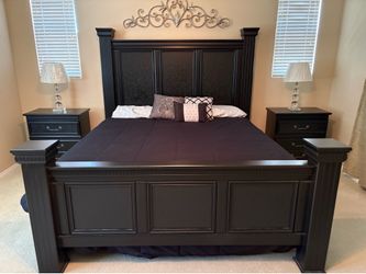 Bedroom set  Solid wood standard king size bed (mattress included), nightstands and dresser.