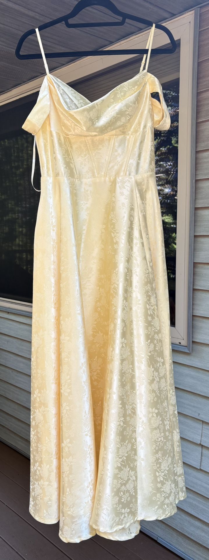 Macy’s B Darlin Prom Dress New