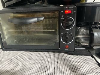 Toaster oven/ coffee maker