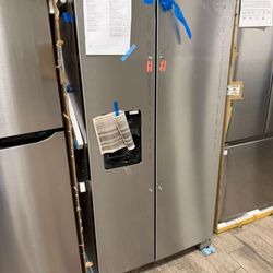 Whirlpool stainless steel side by side fridge new with warranty