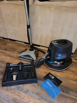 Rainbow SRX Vaccum Cleaner w/Accessories + Manuals