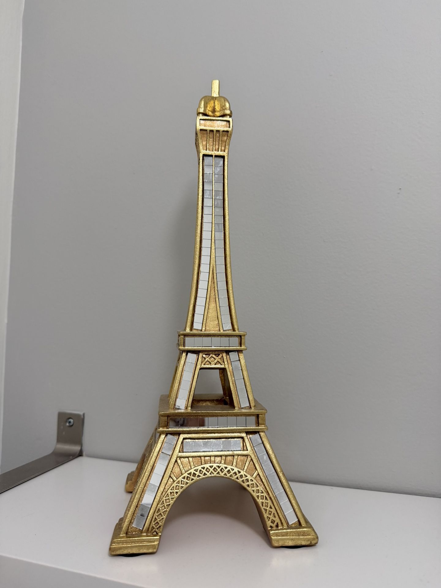 Eiffel Tower Statue