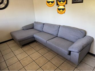 Modern Gray L-Shape Sectional Sofa with Chaise