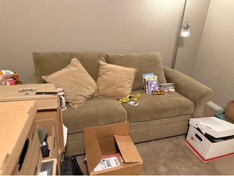 Queen sized couch with pull out bed